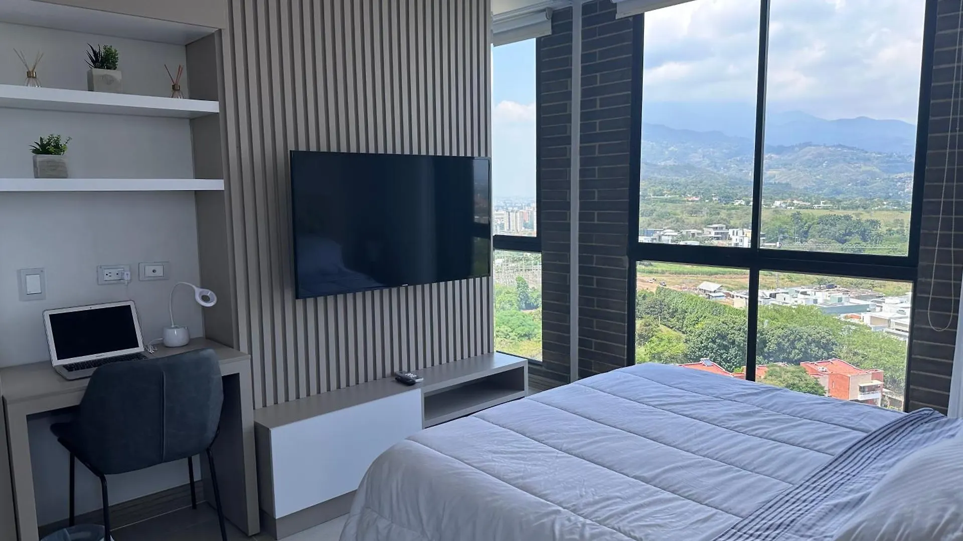 Luxury Studio Con Vista Cali